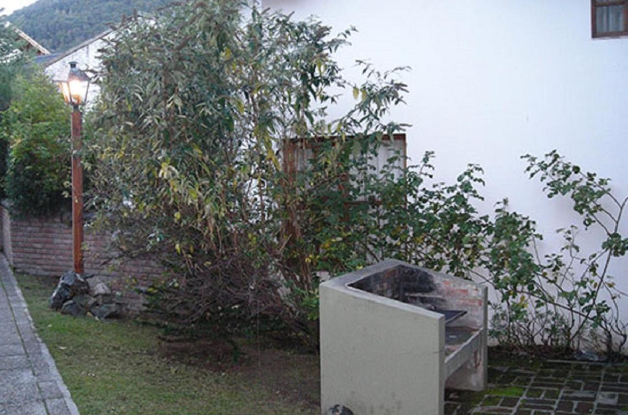 Cabanas Luz De Luna San Martin de los Andes Exterior photo